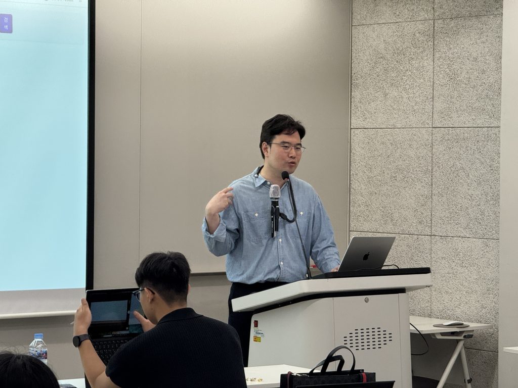 GEO (Generative Engine Optimization) 교육을 소개합니다.
